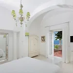 보에메 익스클루시브 럭셔리 스위트 아파트호텔 포지타노