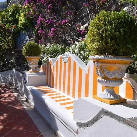 Boheme Exclusive Luxury Aparthotel